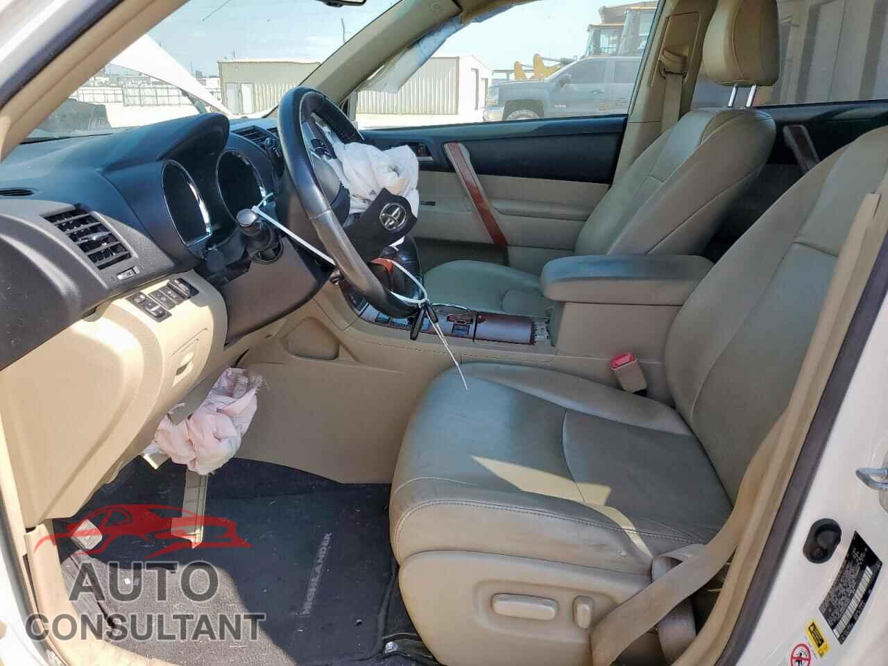 TOYOTA HIGHLANDER 2012 - 5TDZK3EHXCS084637