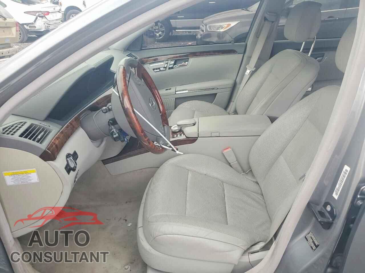 MERCEDES-BENZ S-CLASS 2013 - WDDNG7DB8DA528221