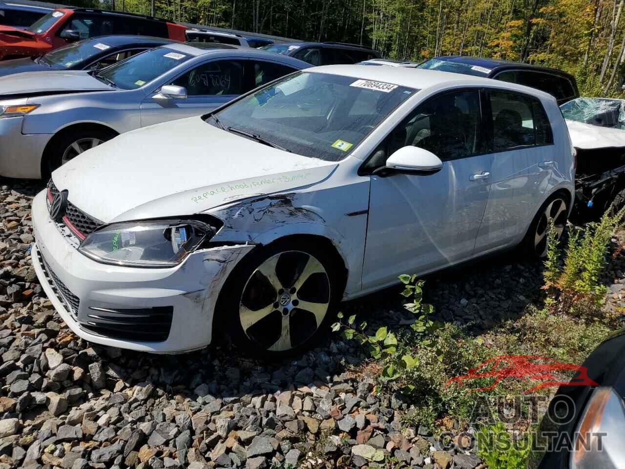 VOLKSWAGEN GTI 2015 - 3VW5T7AU8FM103919
