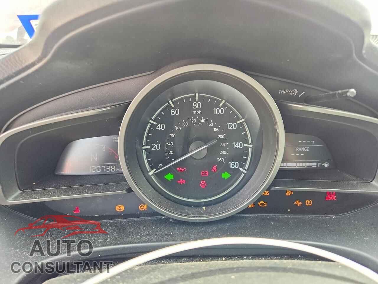 MAZDA 3 2018 - 3MZBN1V36JM183564