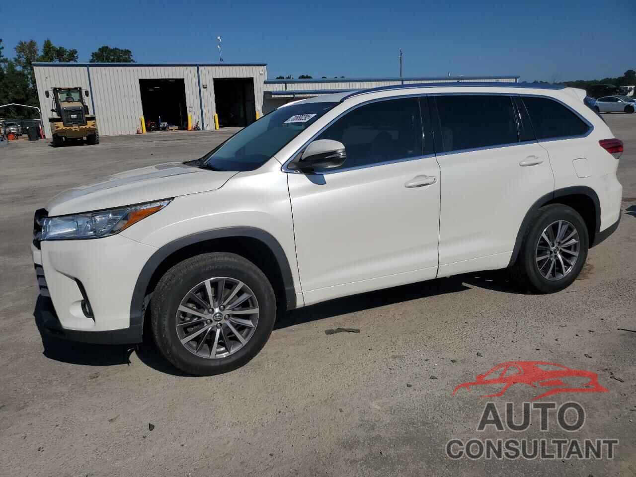 TOYOTA HIGHLANDER 2018 - 5TDKZRFHXJS546528