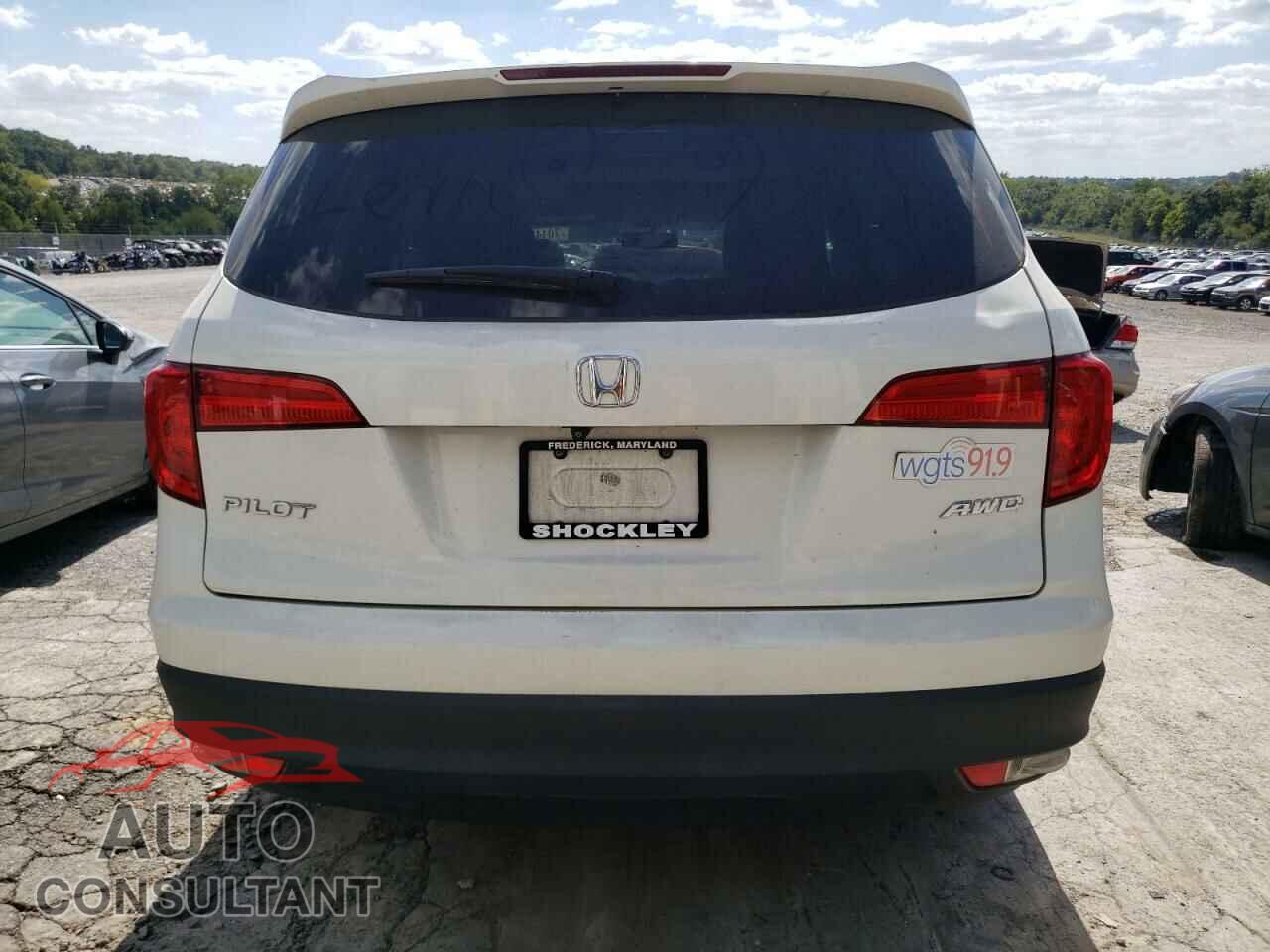 HONDA PILOT 2017 - 5FNYF6H55HB044402