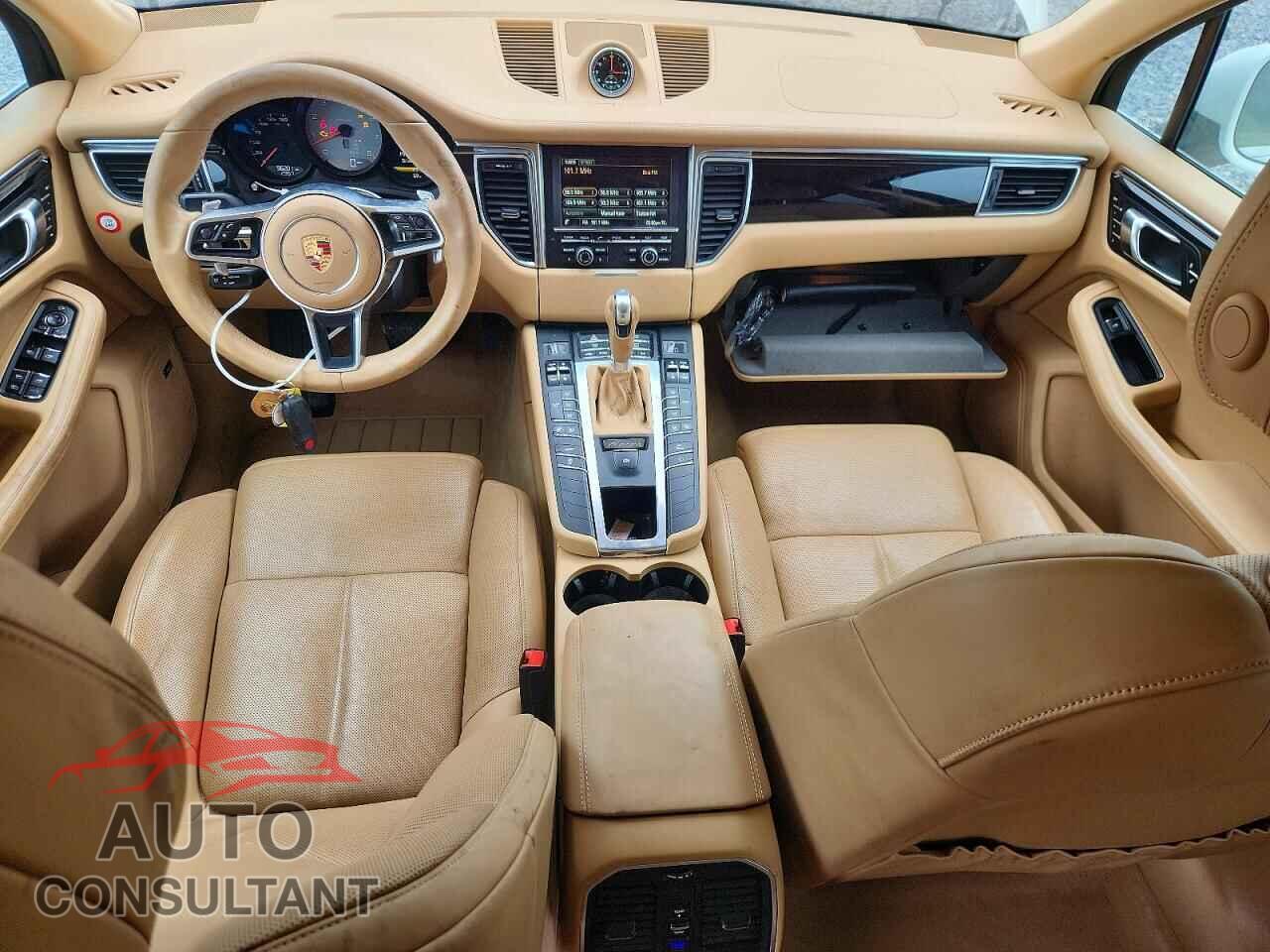 PORSCHE MACAN 2015 - WP1AB2A58FLB74277