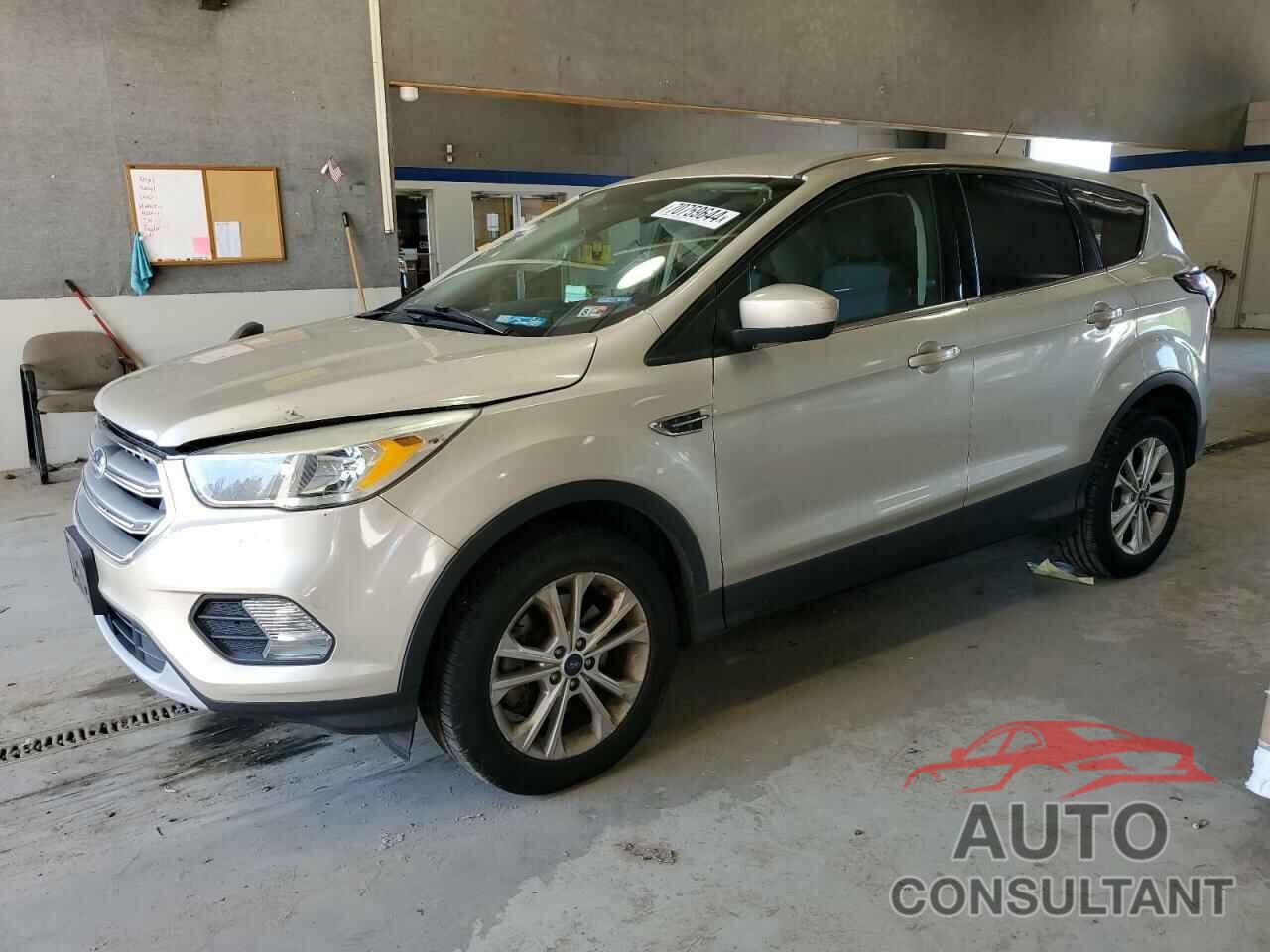FORD ESCAPE 2017 - 1FMCU9GDXHUC27789
