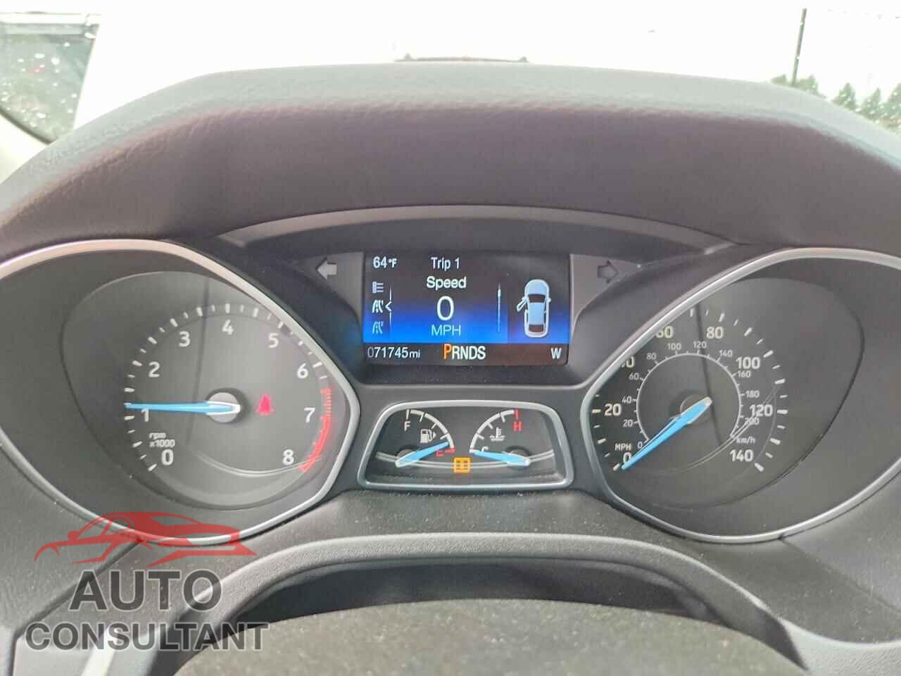 FORD FOCUS 2016 - 1FADP3K2XGL229121