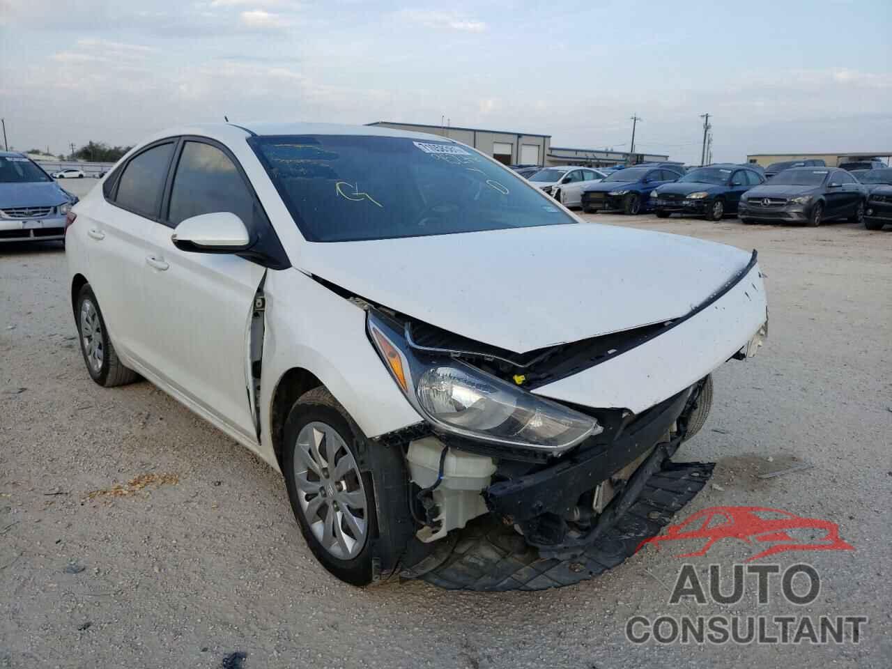 HYUNDAI ACCENT 2018 - 3KPC24A32JE011548