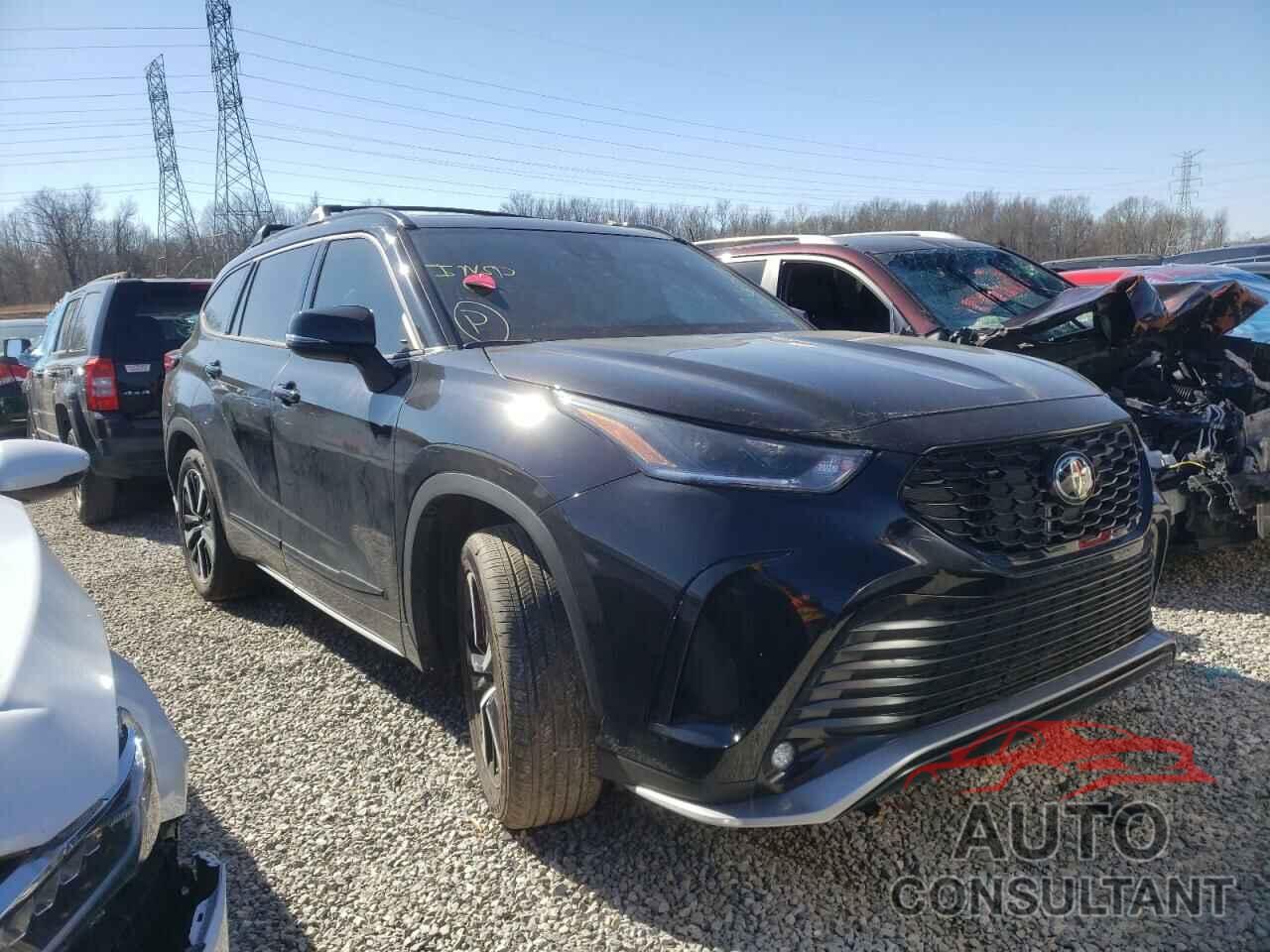 TOYOTA HIGHLANDER 2021 - 5TDJZRBH1MS149540