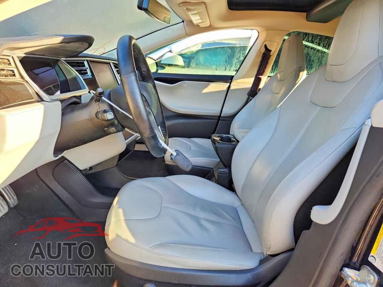 TESLA MODEL S 2014 - 5YJSA1H17EFP35169