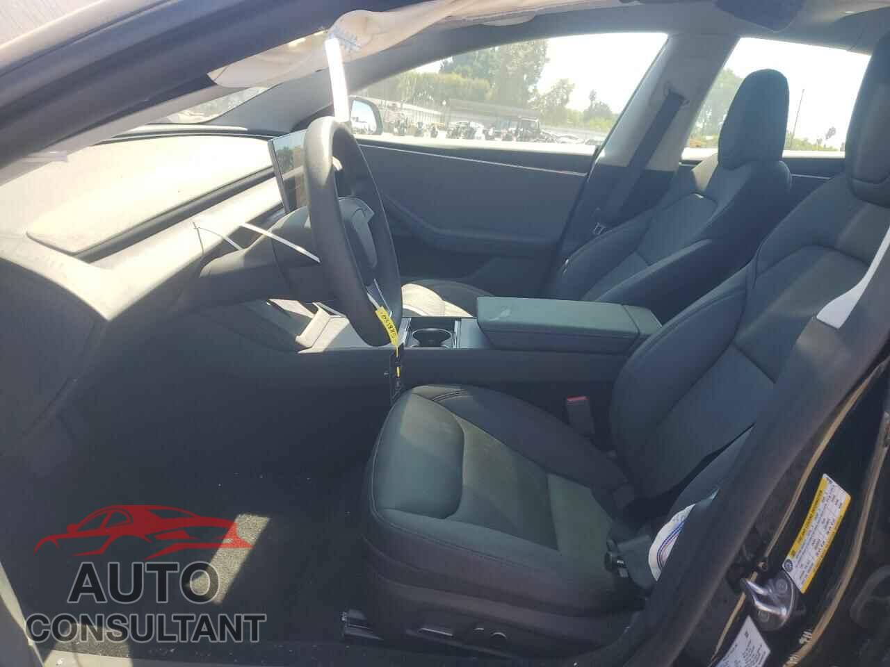 TESLA MODEL 3 2025 - 5YJ3E1EA7SF031885