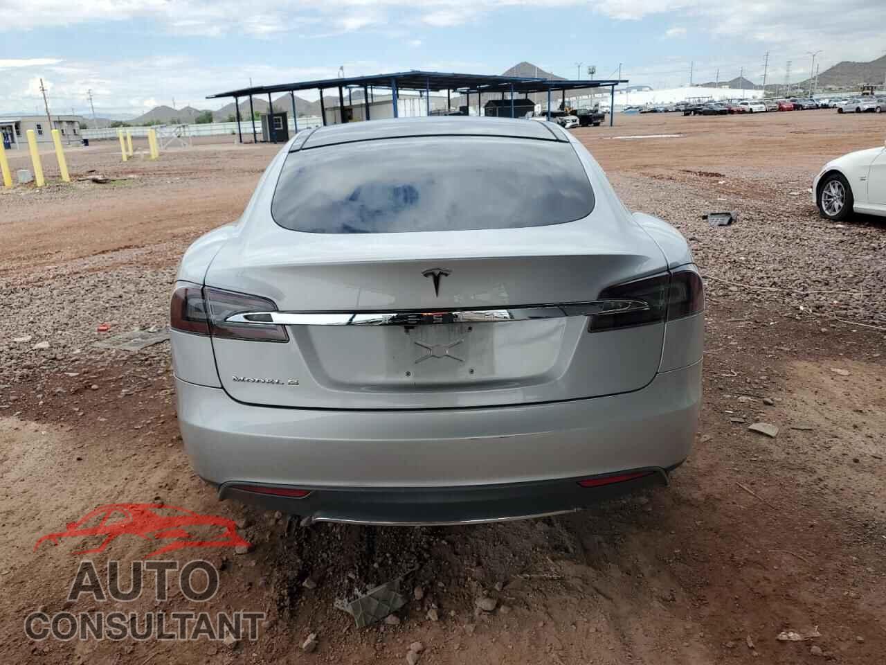TESLA MODEL S 2012 - 5YJSA1DN8CFS00339