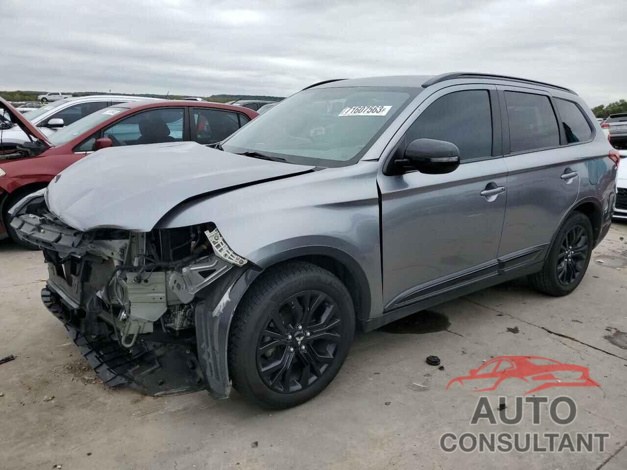 MITSUBISHI OUTLANDER 2018 - JA4AD3A32JZ029171