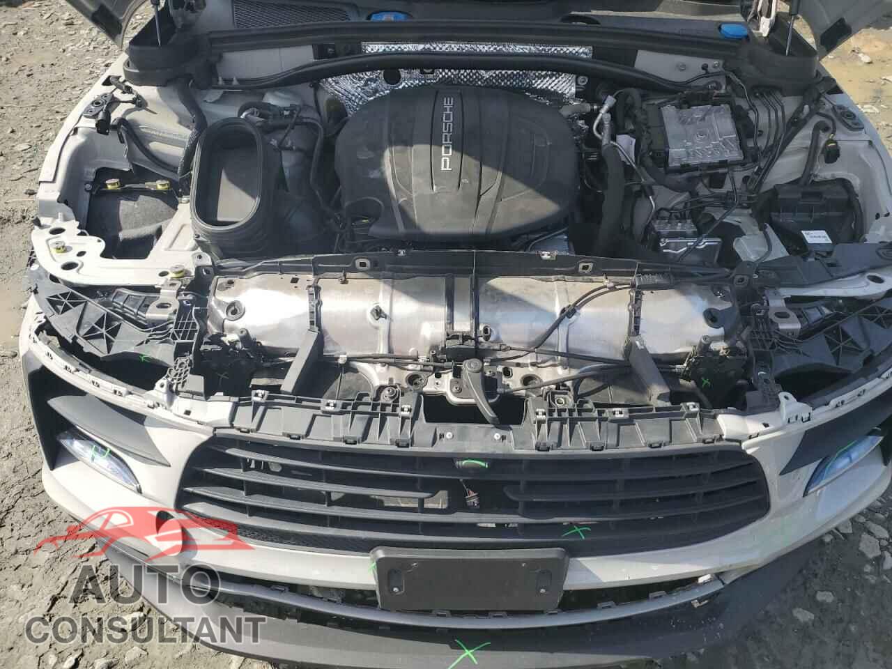PORSCHE MACAN 2021 - WP1AA2A56MLB00663