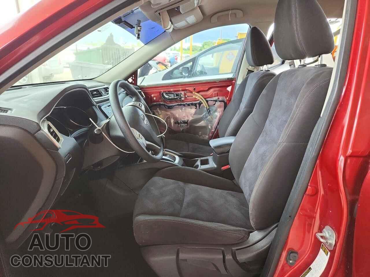 NISSAN ROGUE 2015 - KNMAT2MT0FP555672