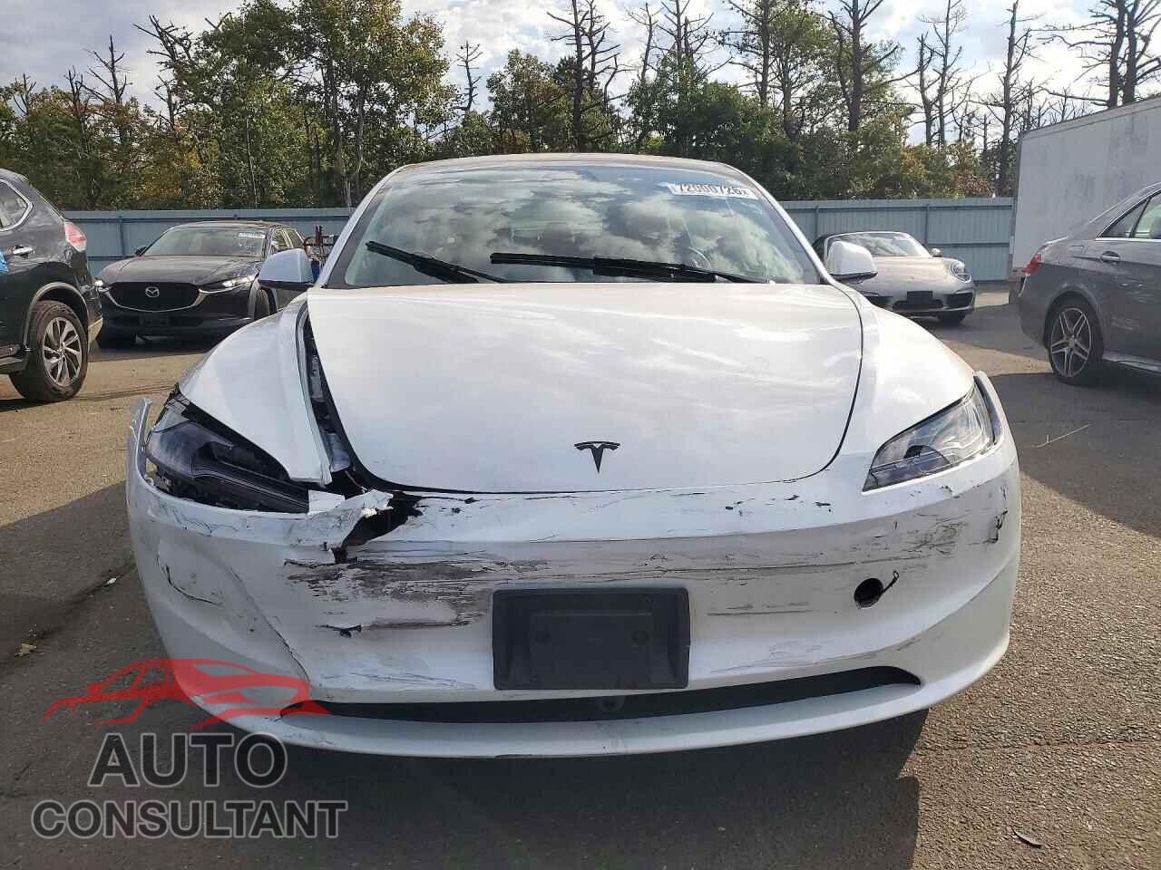 TESLA MODEL 3 2026 - 5YJ3E1EA3TF190033