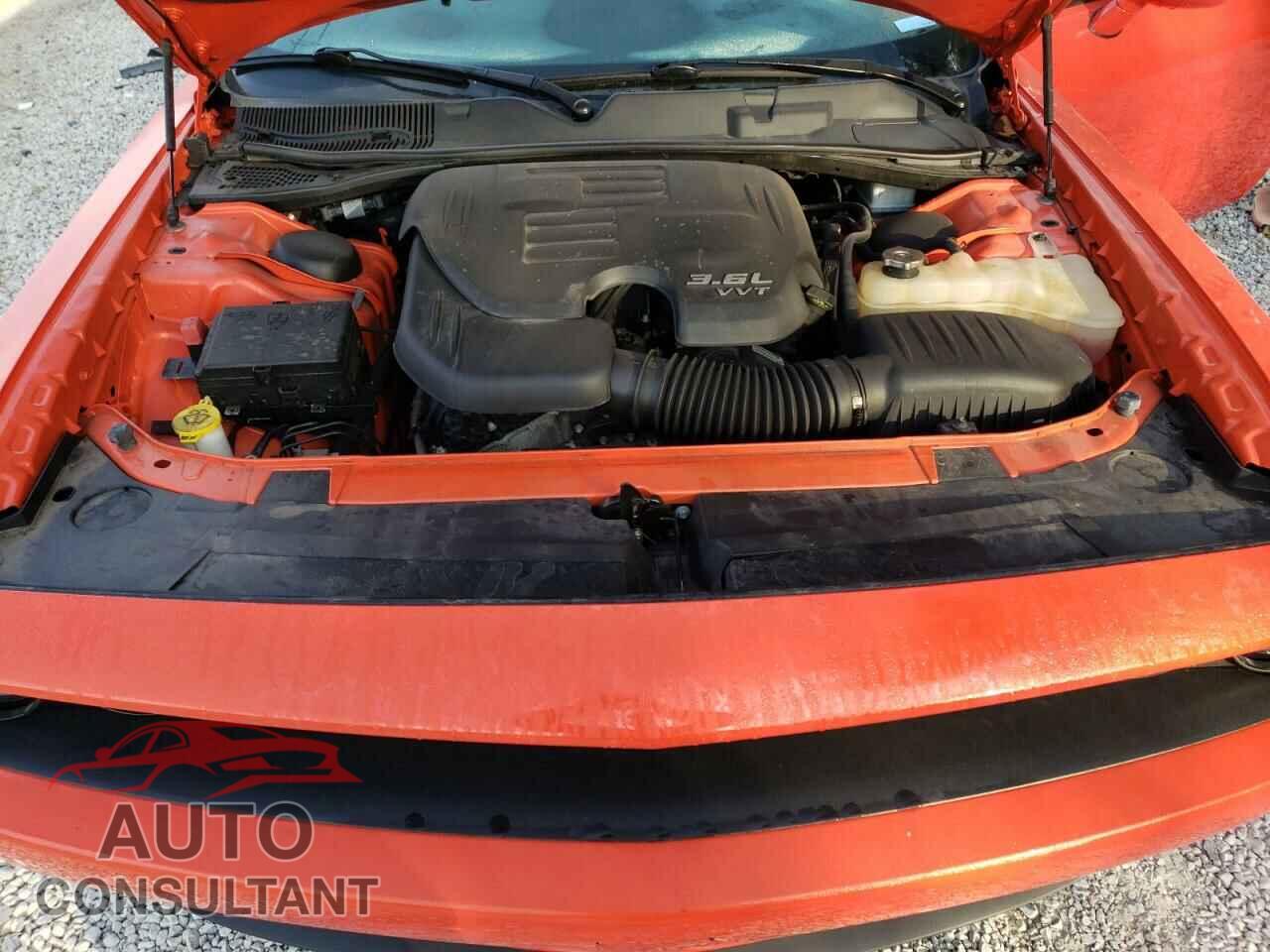 DODGE CHALLENGER 2018 - 2C3CDZGG2JH257137
