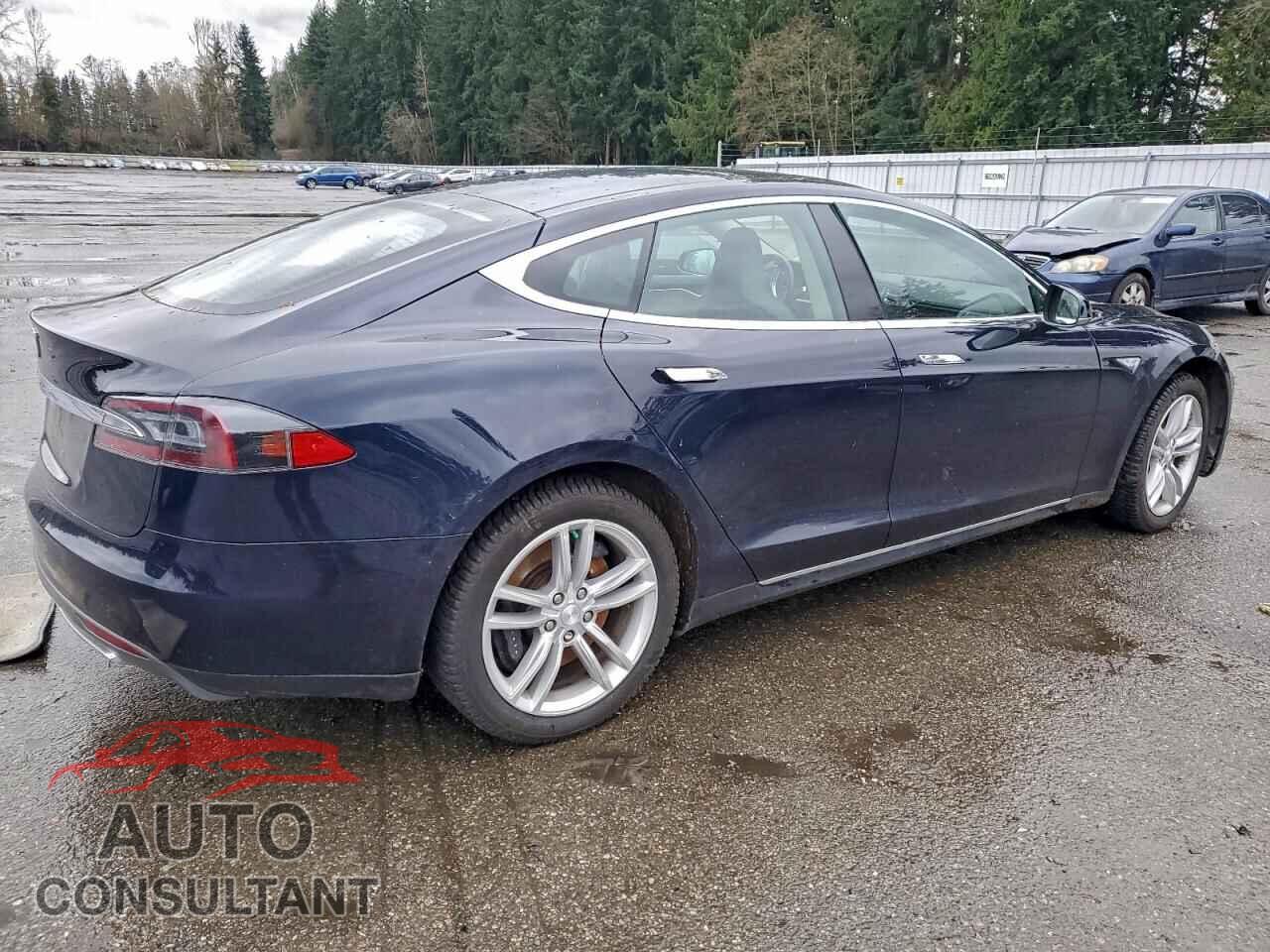 TESLA MODEL S 2013 - 5YJSA1CN2DFP03285