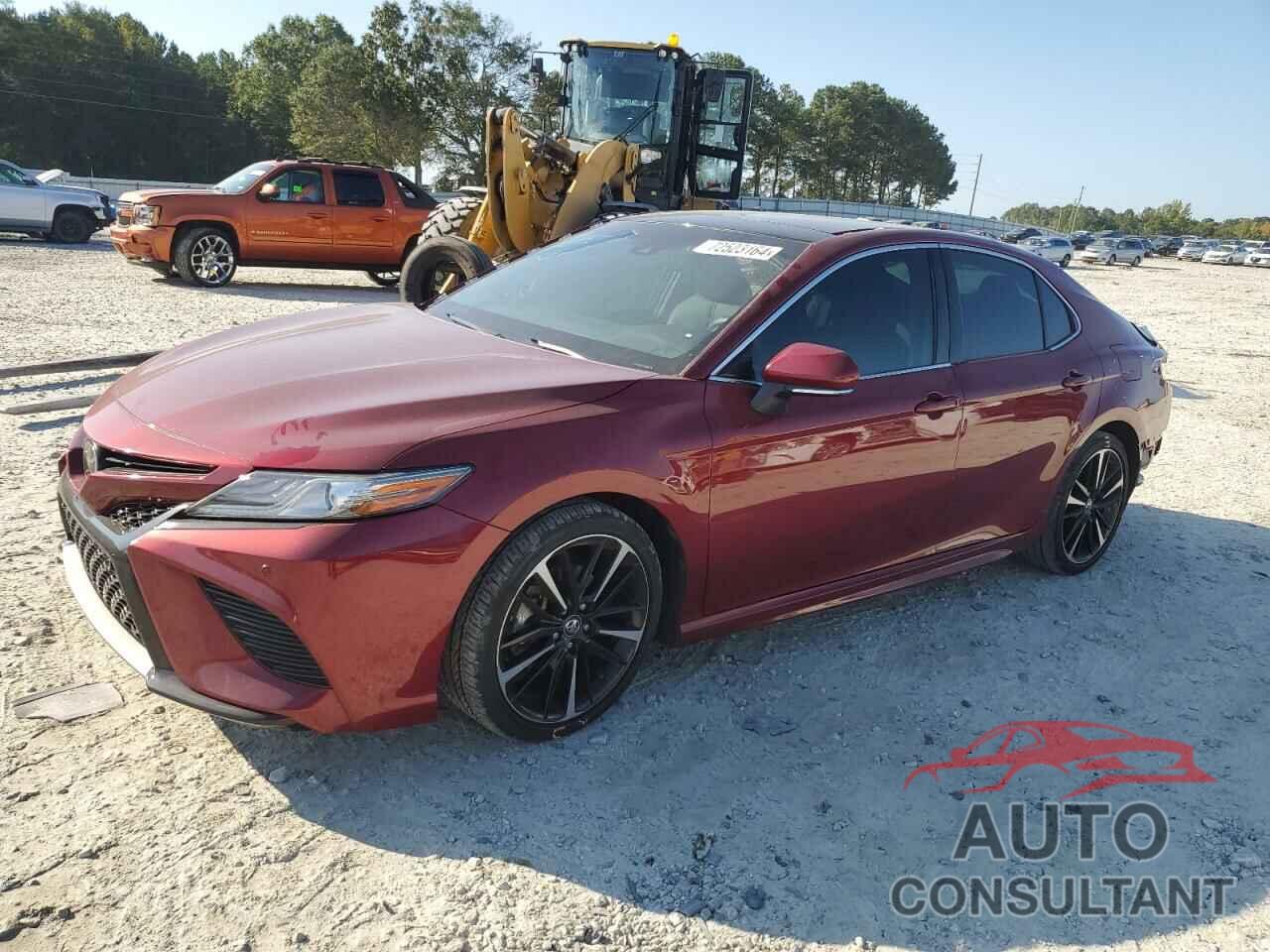 TOYOTA CAMRY 2018 - 4T1B61HK2JU558893