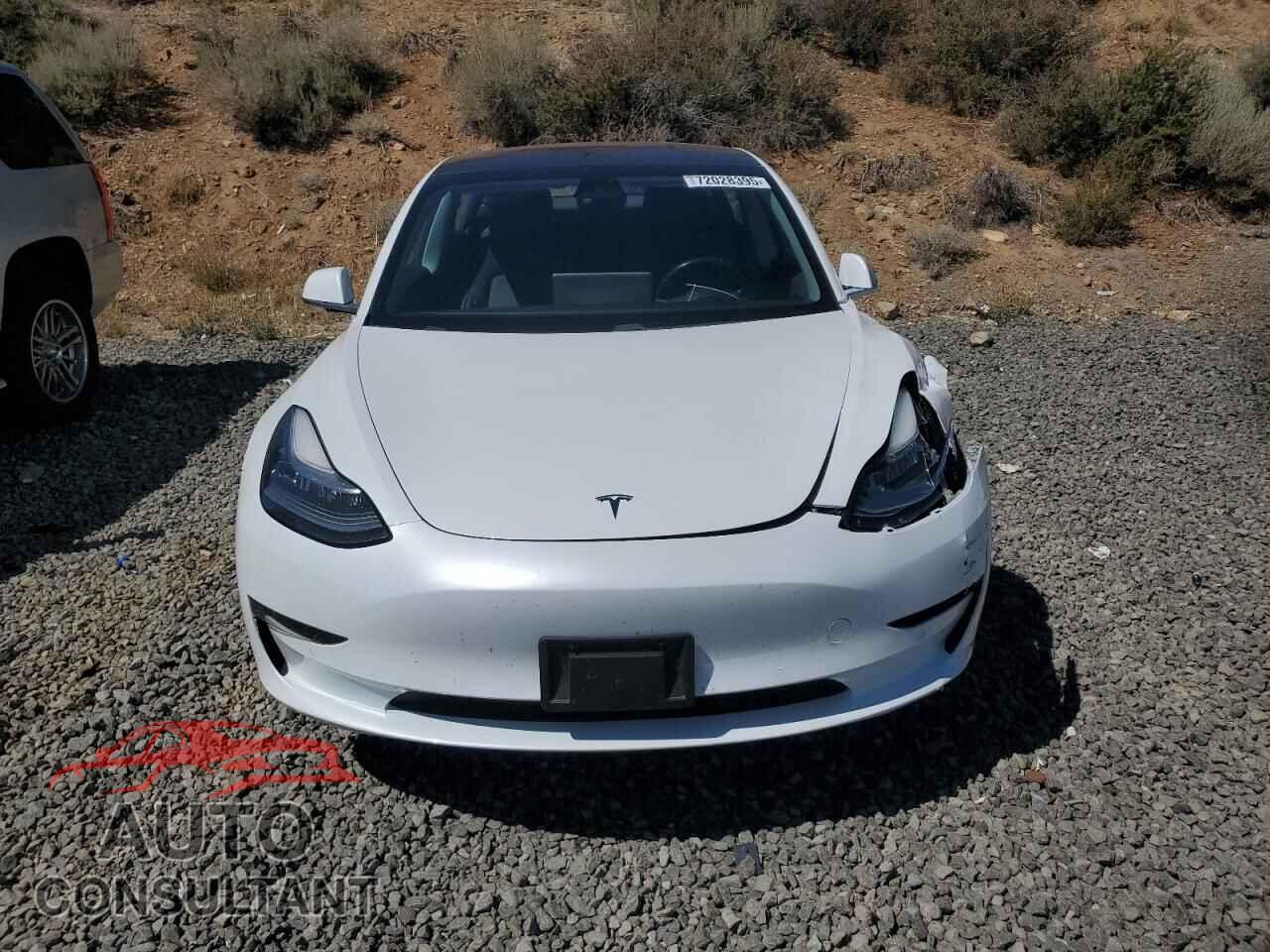 TESLA MODEL 3 2018 - 5YJ3E1EA4JF015867