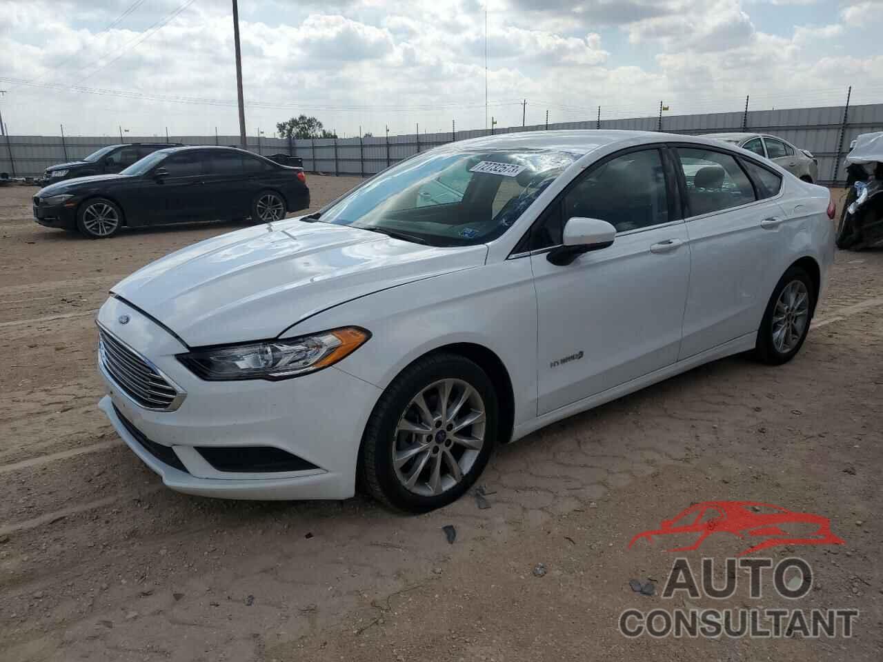 FORD FUSION 2017 - 3FA6P0LU2HR381193