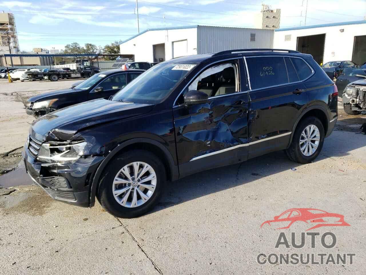 VOLKSWAGEN TIGUAN 2018 - 3VV3B7AX8JM075329