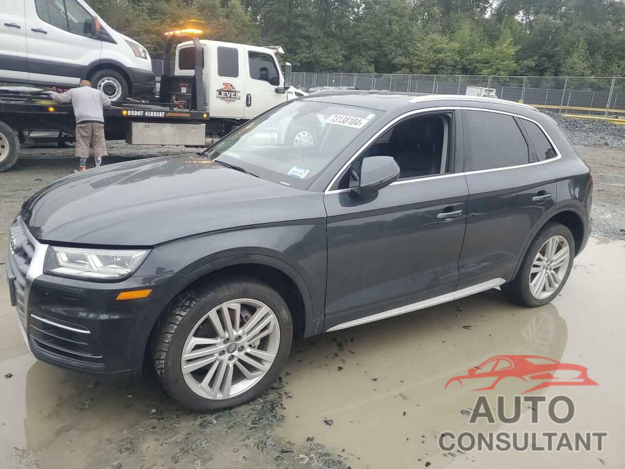 AUDI Q5 2018 - WA1BNAFY8J2006707