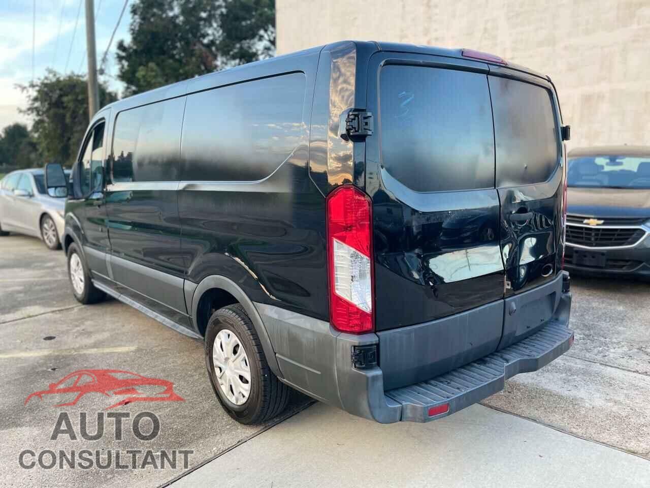 FORD TRANSIT 2017 - 1FTYE1YM4HKA48148