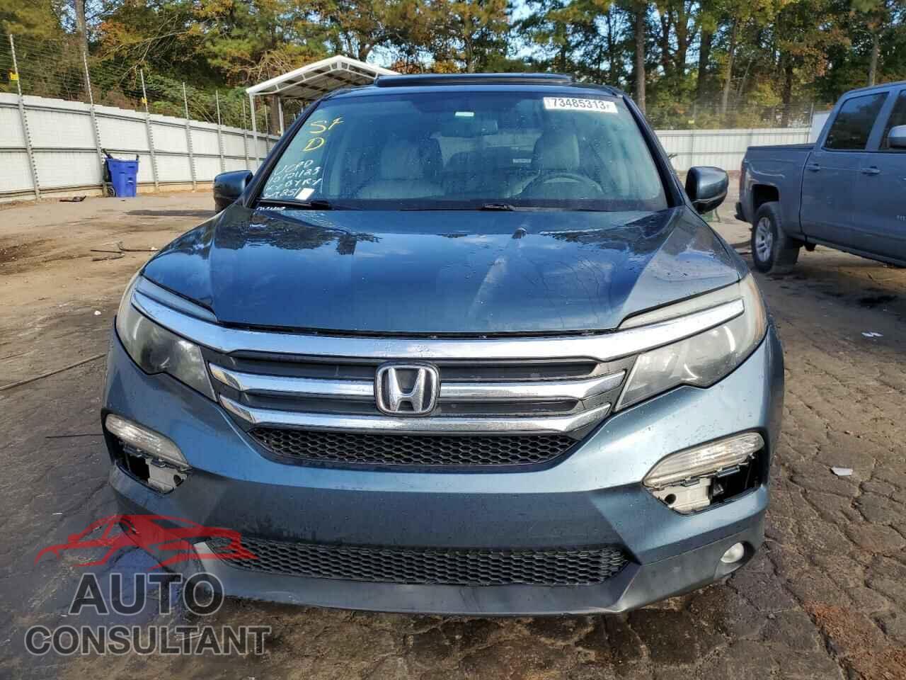 HONDA PILOT 2017 - 5FNYF5H5XHB011969