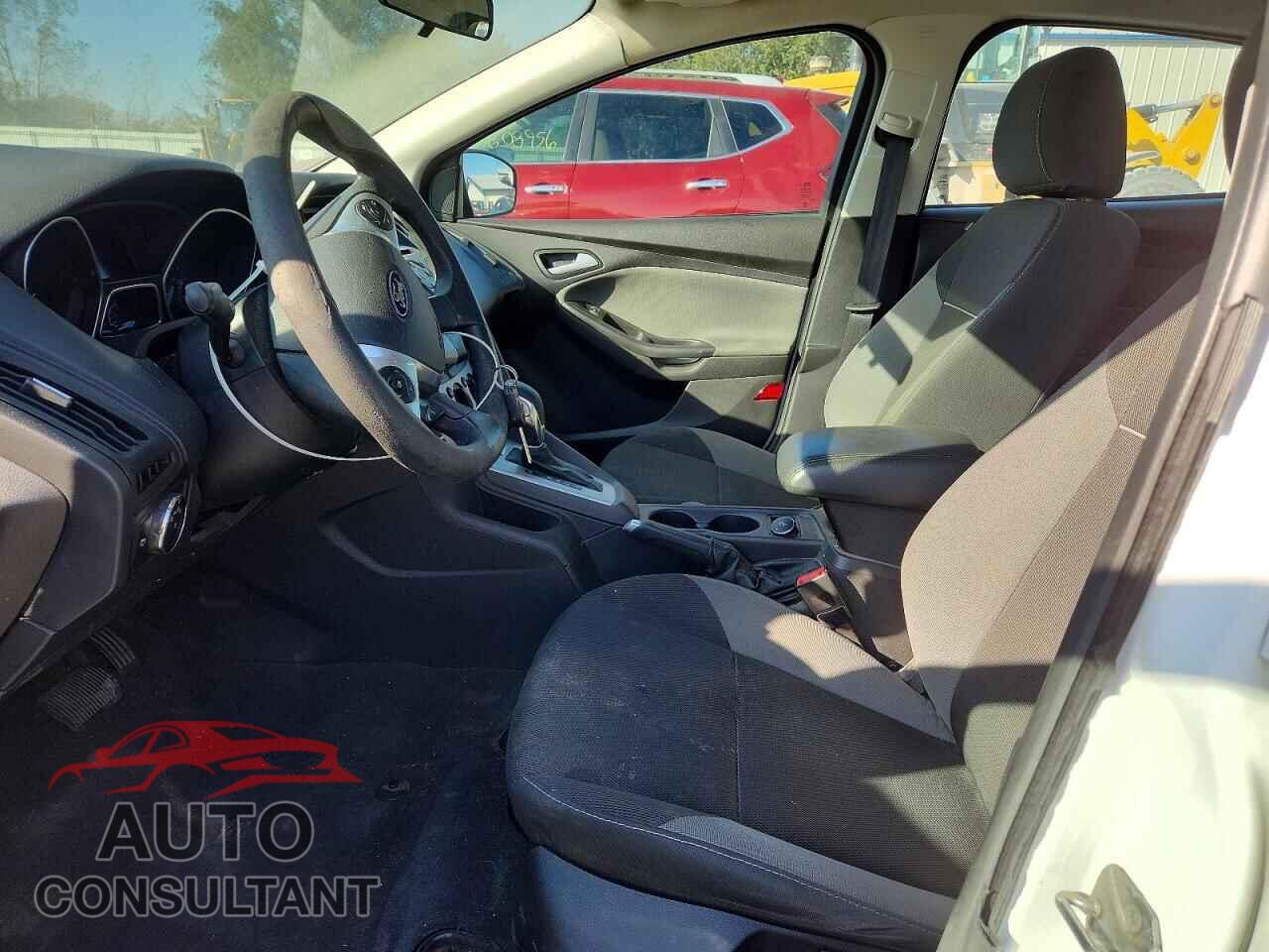 FORD FOCUS 2014 - 1FADP3F29EL222667
