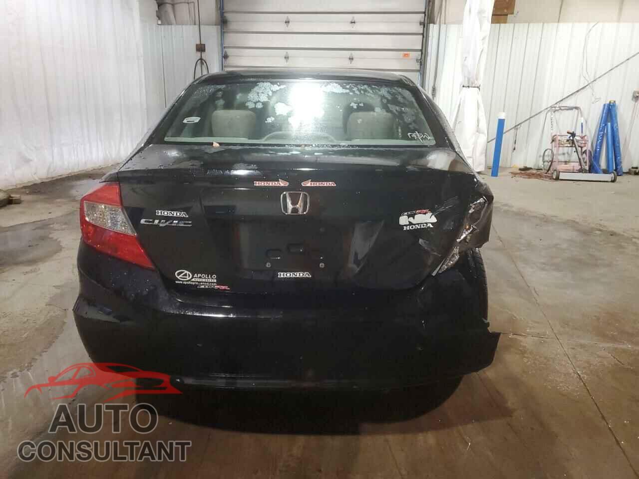 HONDA CIVIC 2012 - 2HGFB2F80CH316769