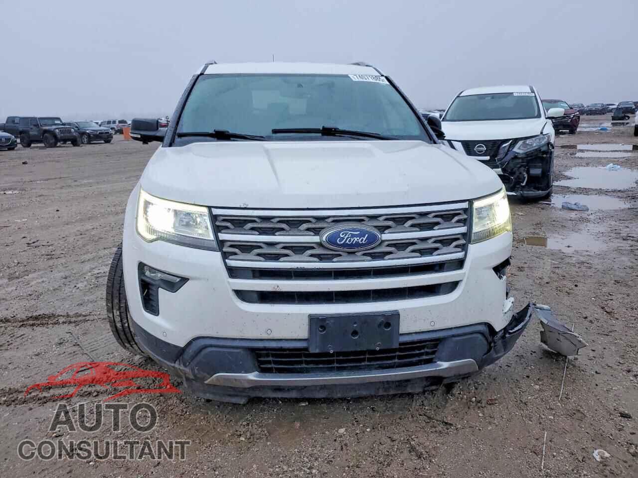 FORD EXPLORER 2018 - 1FM5K7D82JGA19002