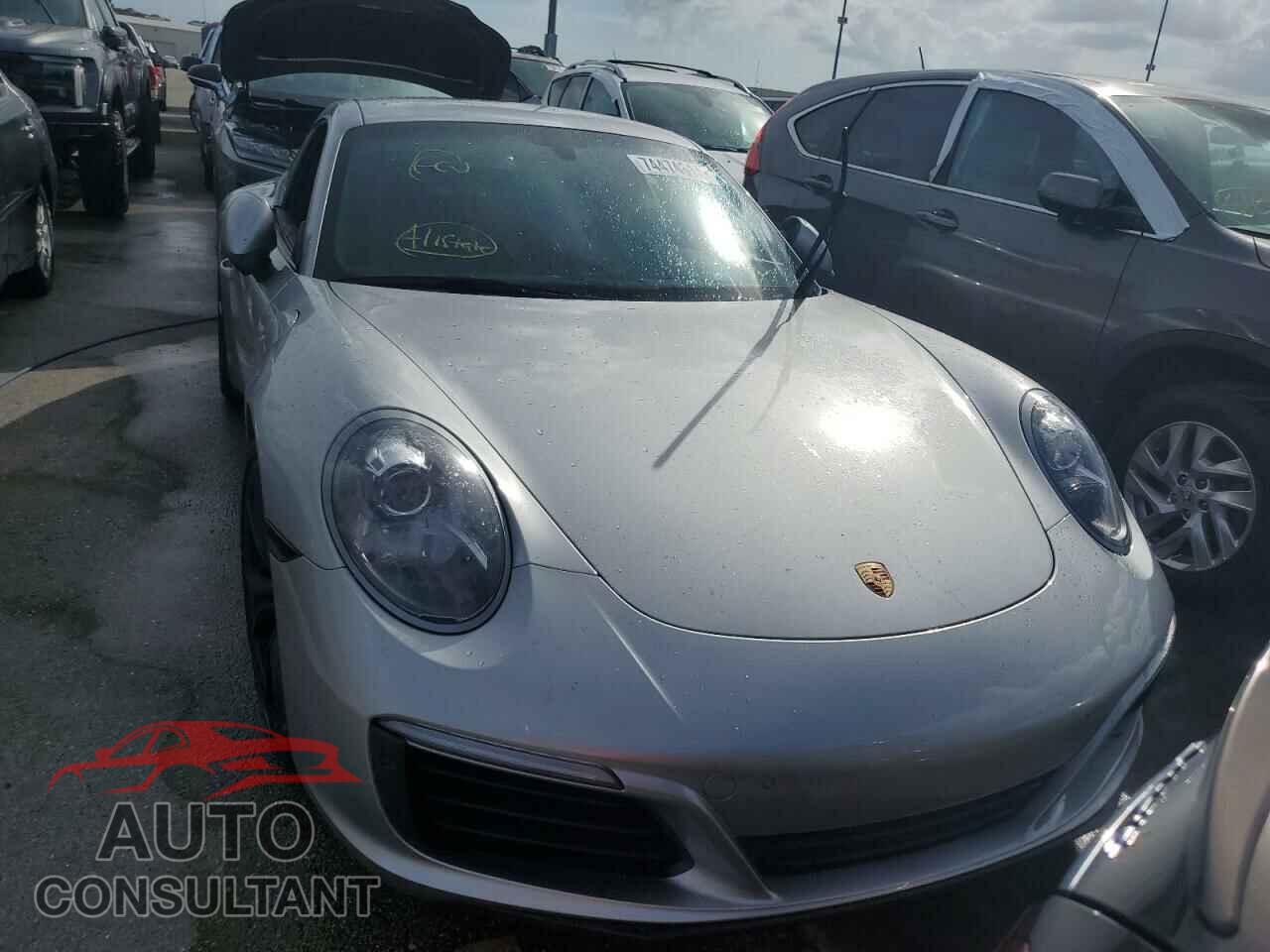 PORSCHE 911 2018 - WP0AA2A93JS105437