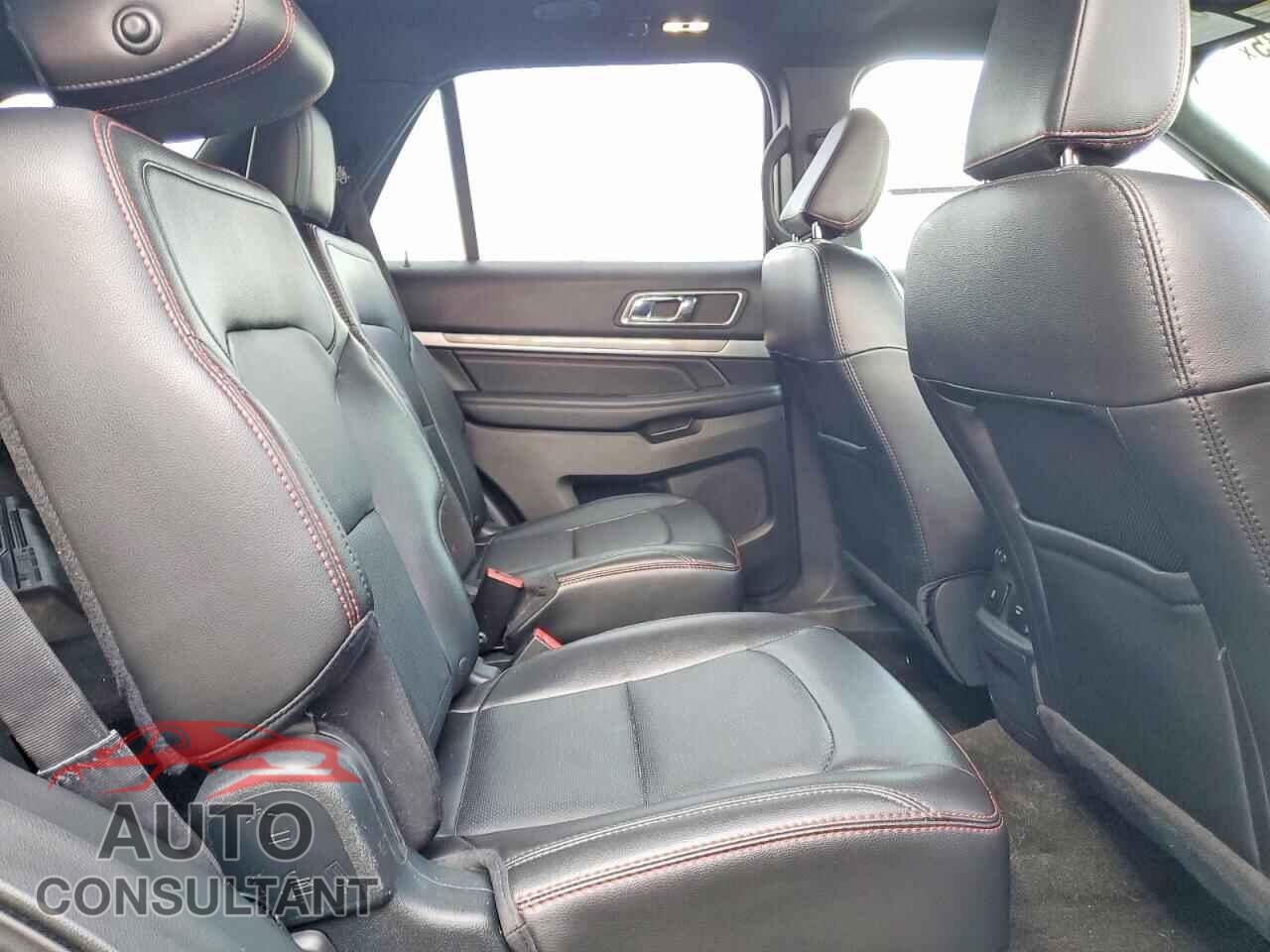 FORD EXPLORER 2018 - 1FM5K8GT9JGB63247