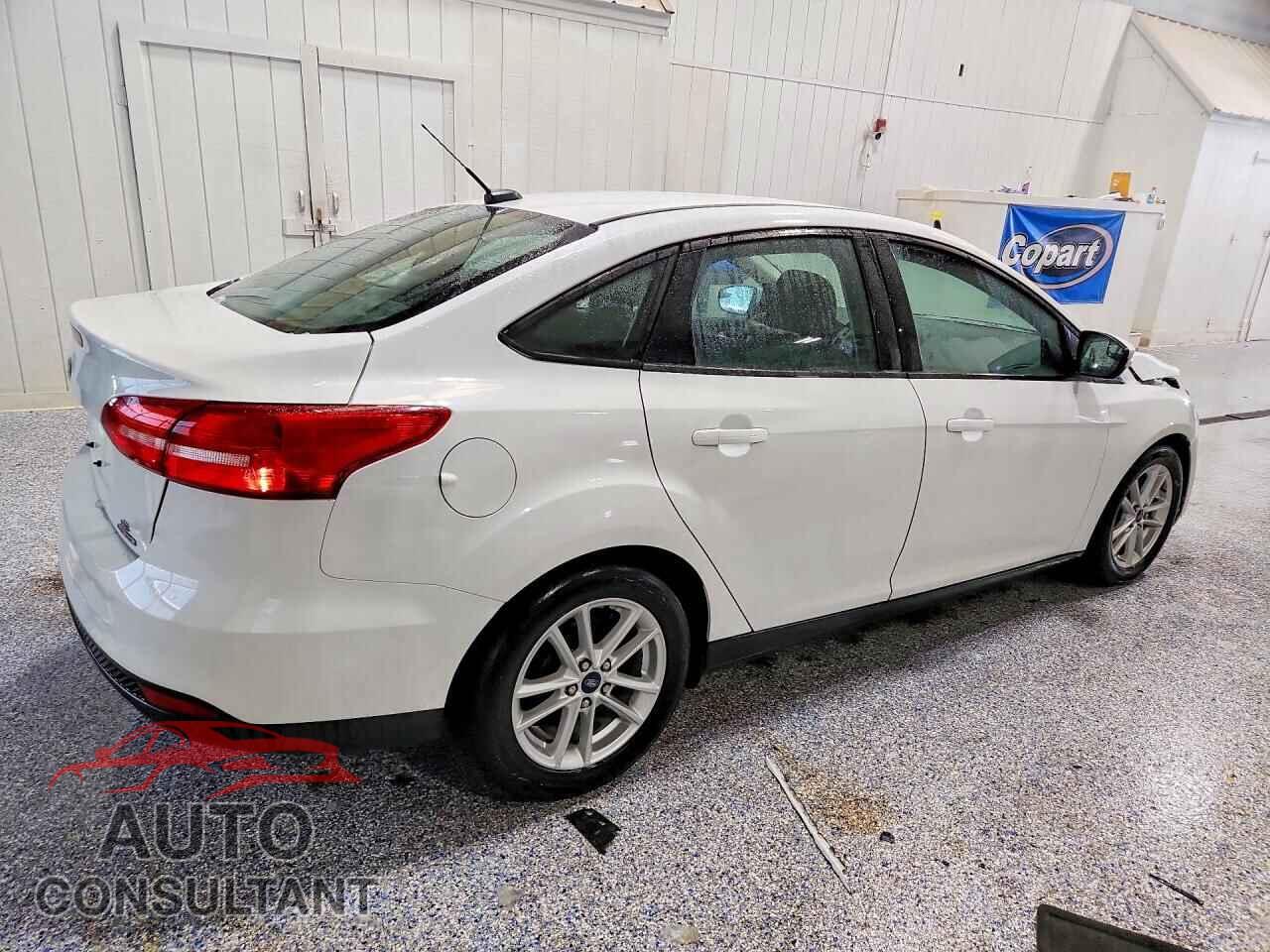 FORD FOCUS 2015 - 1FADP3F20FL354119