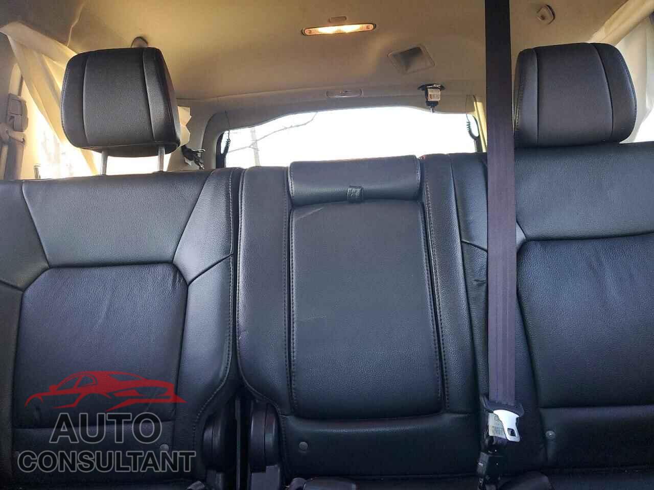 HONDA PILOT 2013 - 5FNYF4H52DB042976