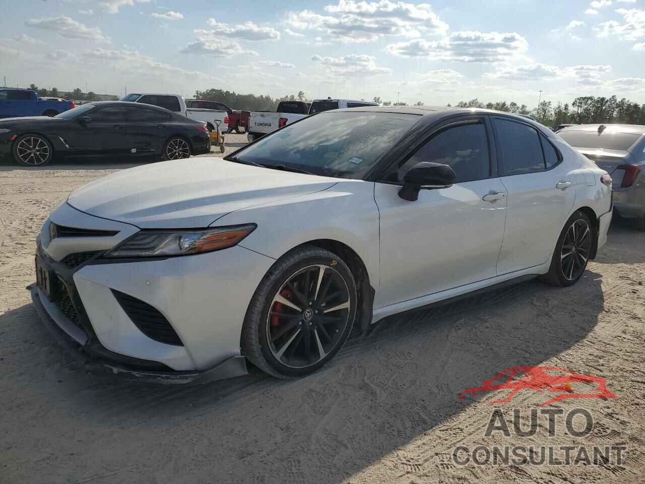 TOYOTA CAMRY 2019 - 4T1B61HK3KU271872