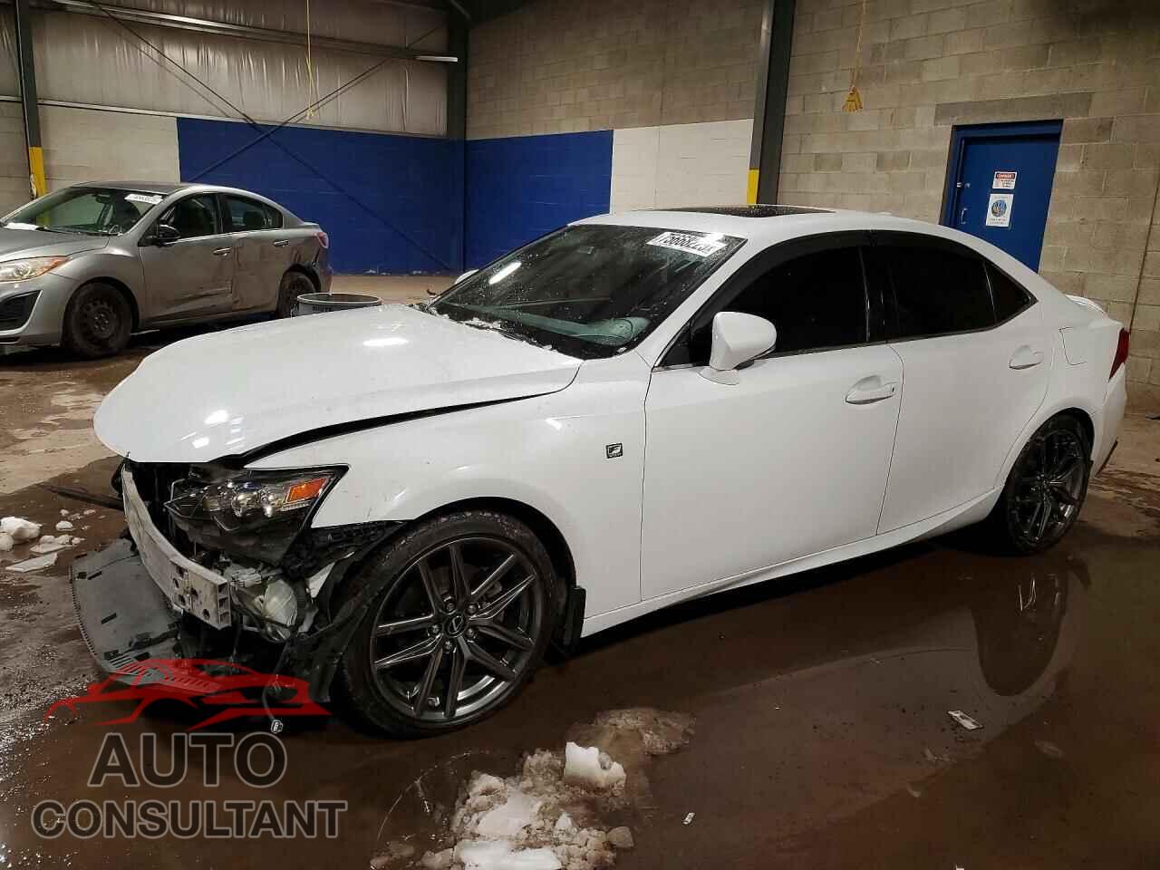 LEXUS IS 2015 - JTHCF1D24F5022106