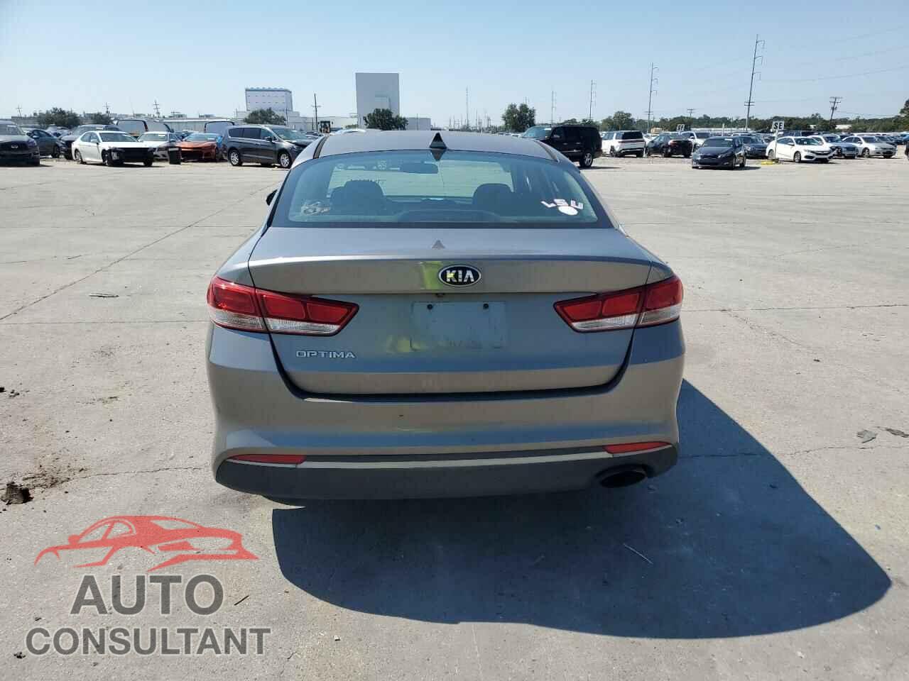 KIA OPTIMA 2016 - 5XXGT4L39GG045451