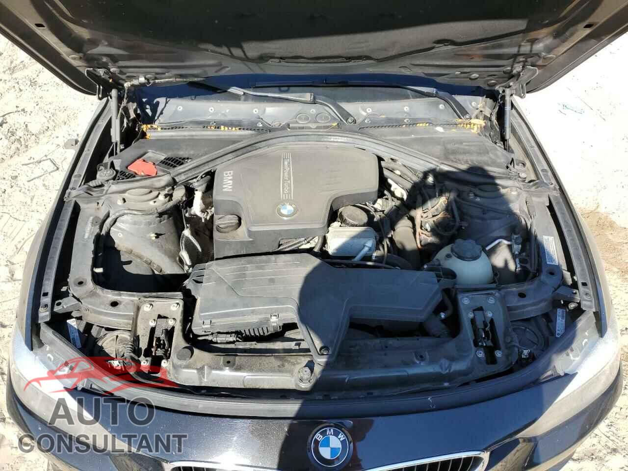 BMW 3 SERIES 2013 - WBA3B5G57DNS03608