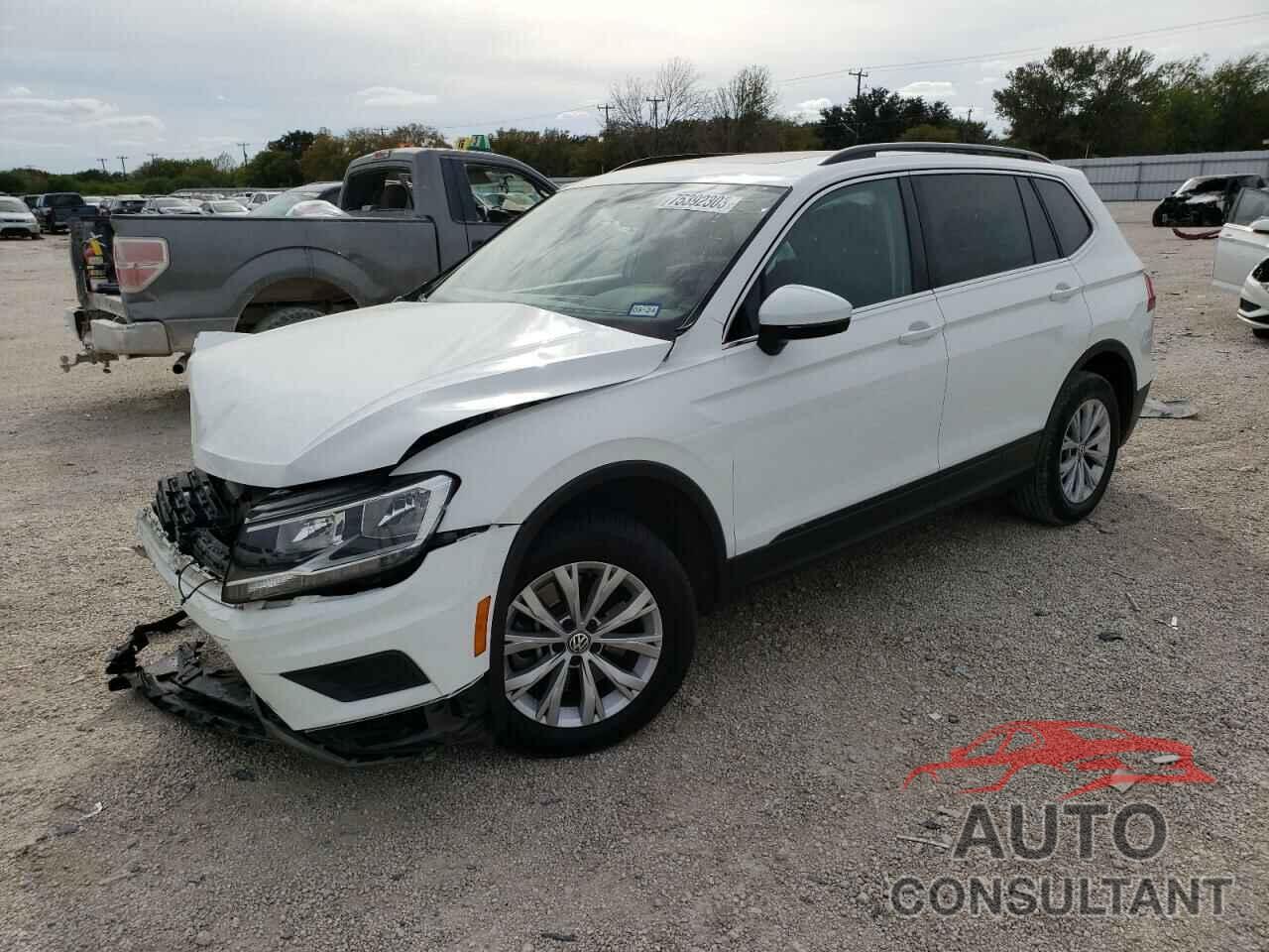 VOLKSWAGEN TIGUAN 2019 - 3VV3B7AX8KM093668