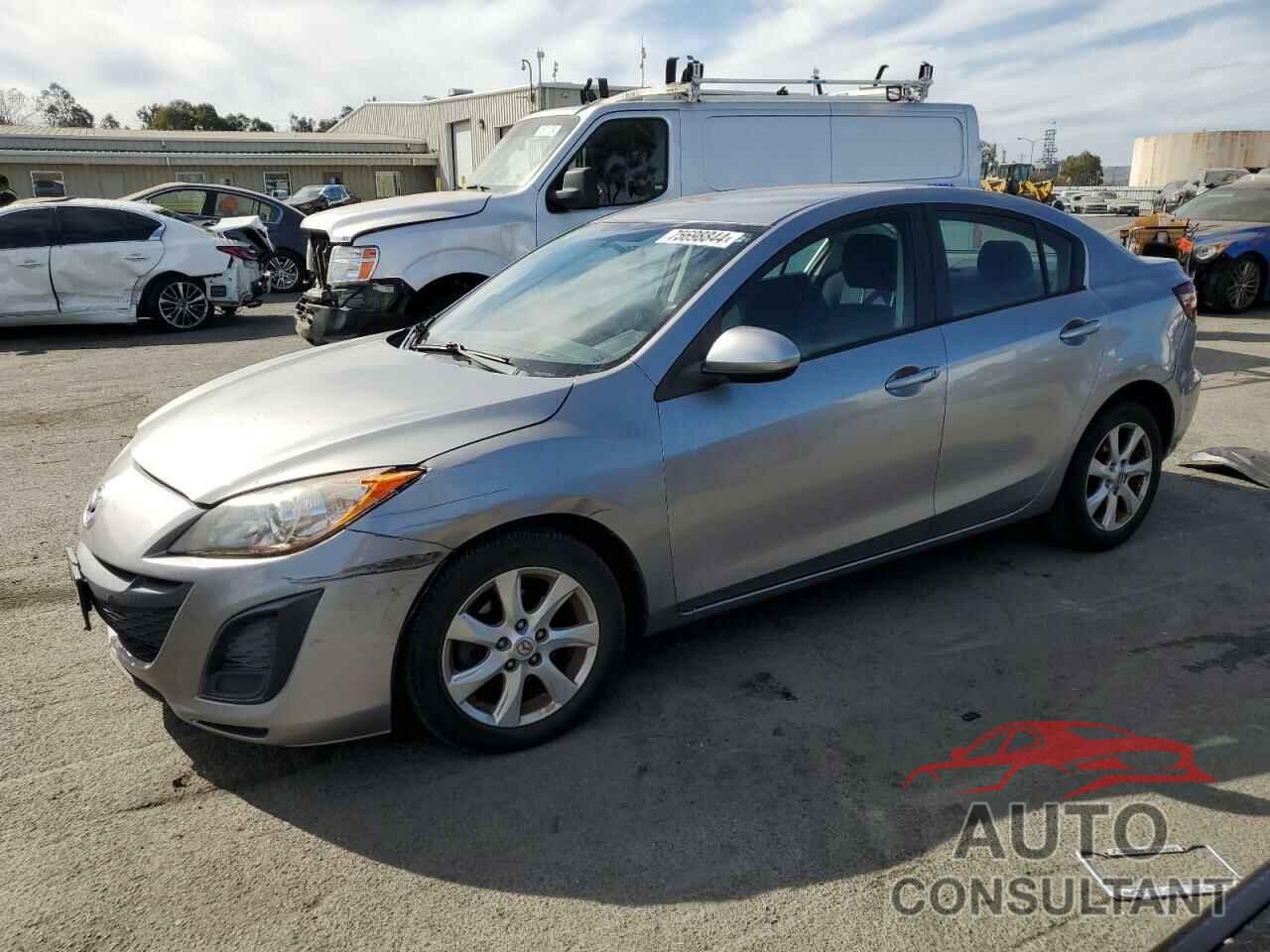 MAZDA 3 2011 - JM1BL1VG4B1419686