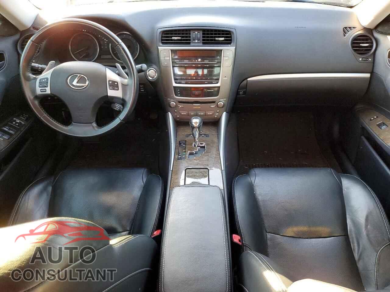 LEXUS IS 2011 - JTHBF5C27B5144327