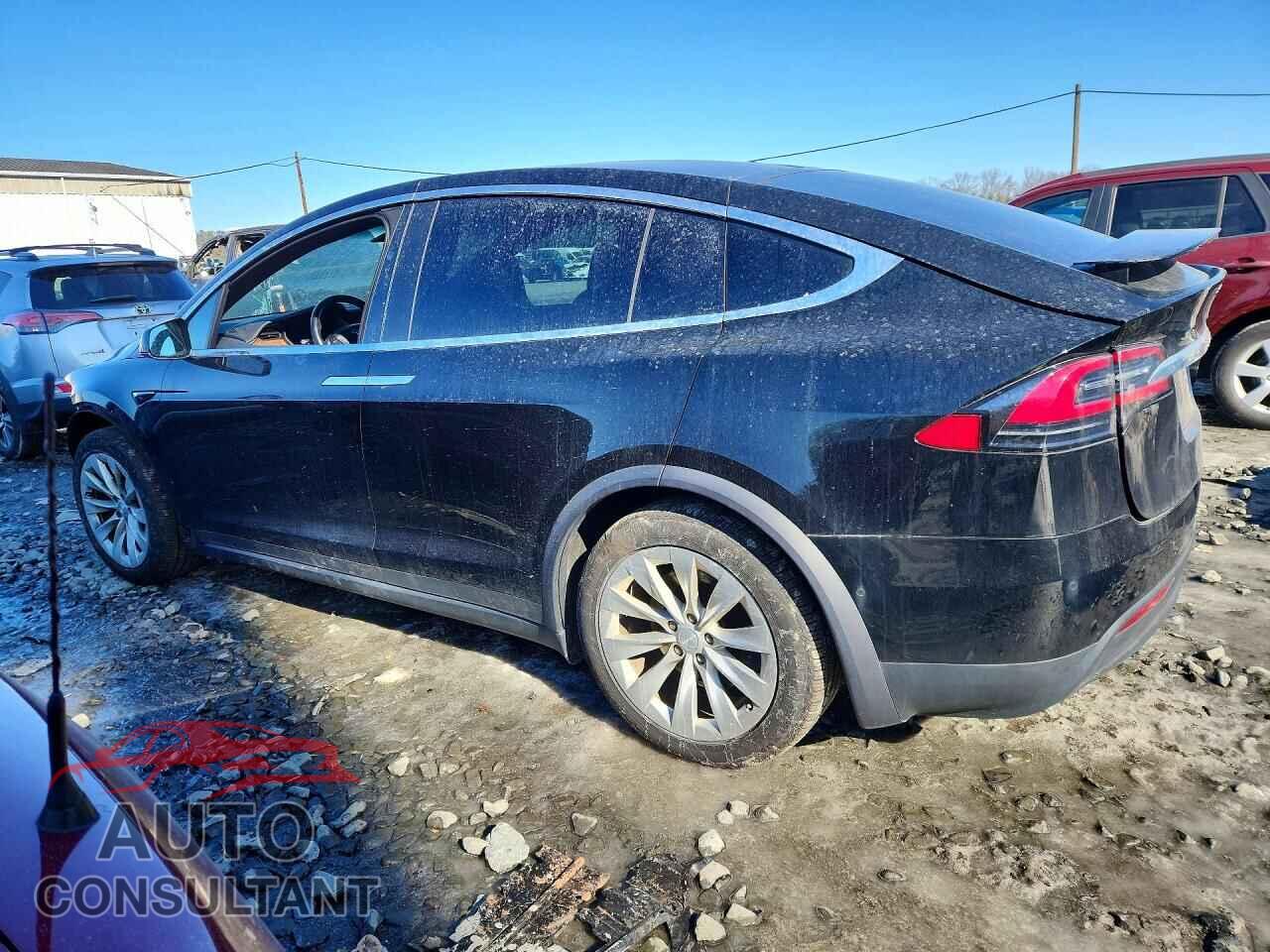 TESLA MODEL X 2019 - 5YJXCAE26KF189697
