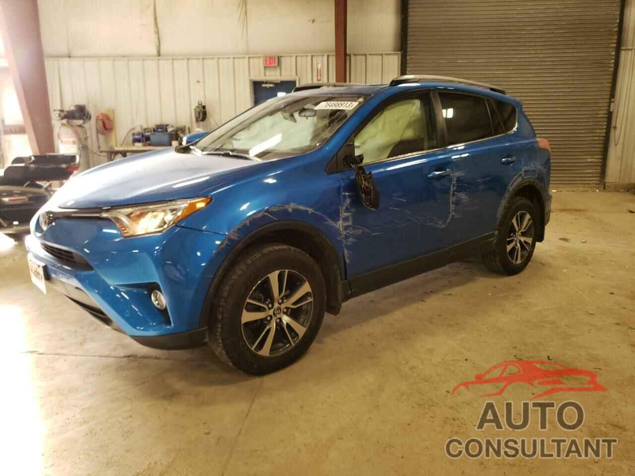 TOYOTA RAV4 2018 - JTMRFREV1JJ256416
