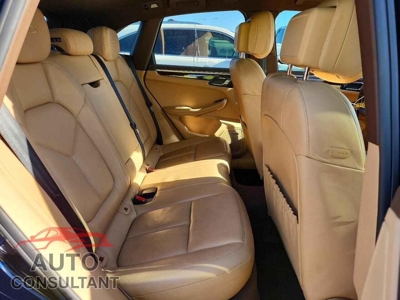PORSCHE MACAN 2017 - WP1AG2A59HLB52647