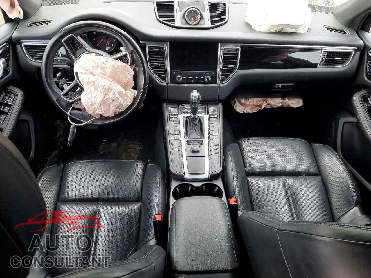 PORSCHE MACAN 2018 - WP1AA2A50JLB03375