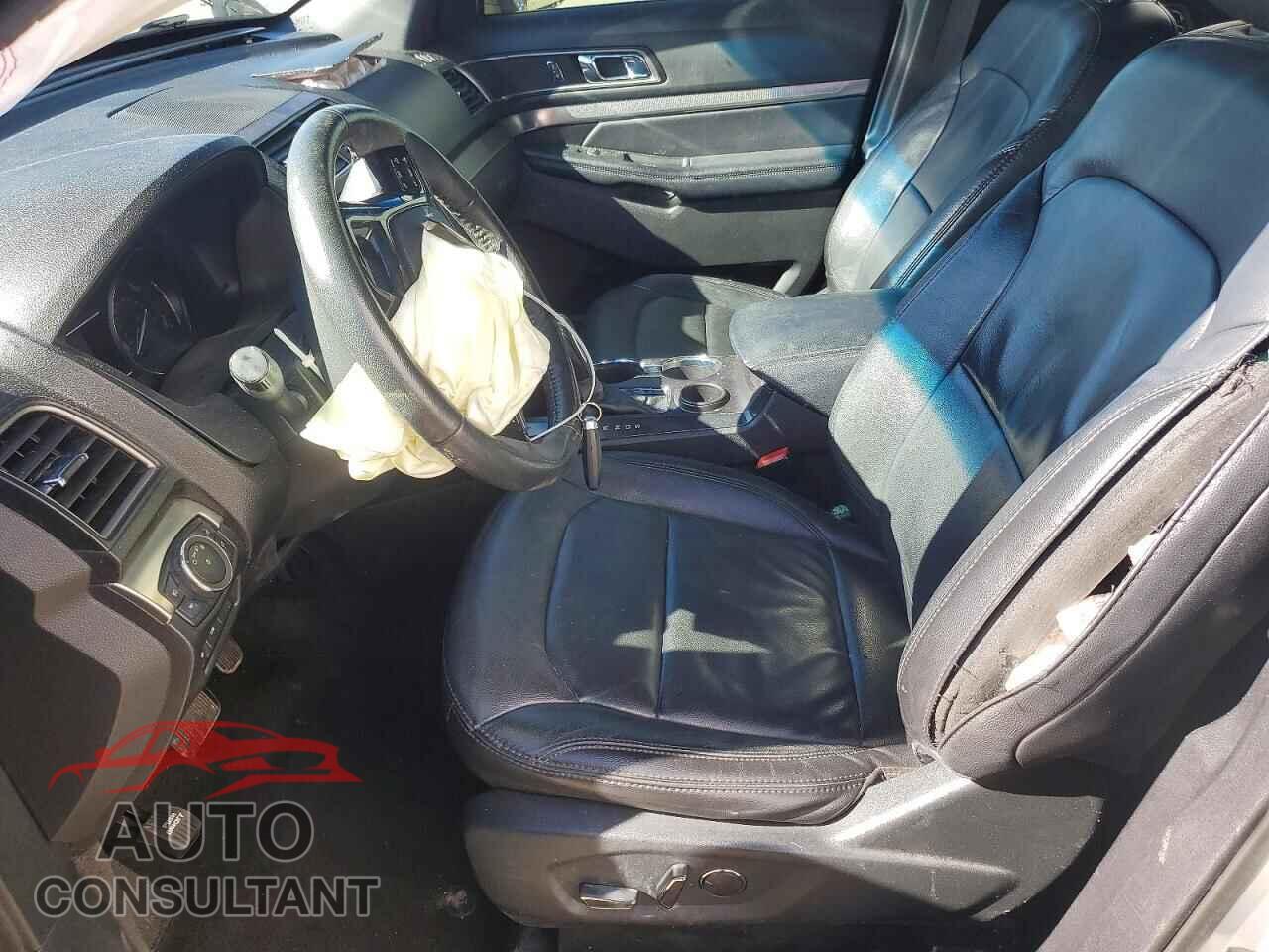 FORD EXPLORER 2018 - 1FM5K7D81JGB28972