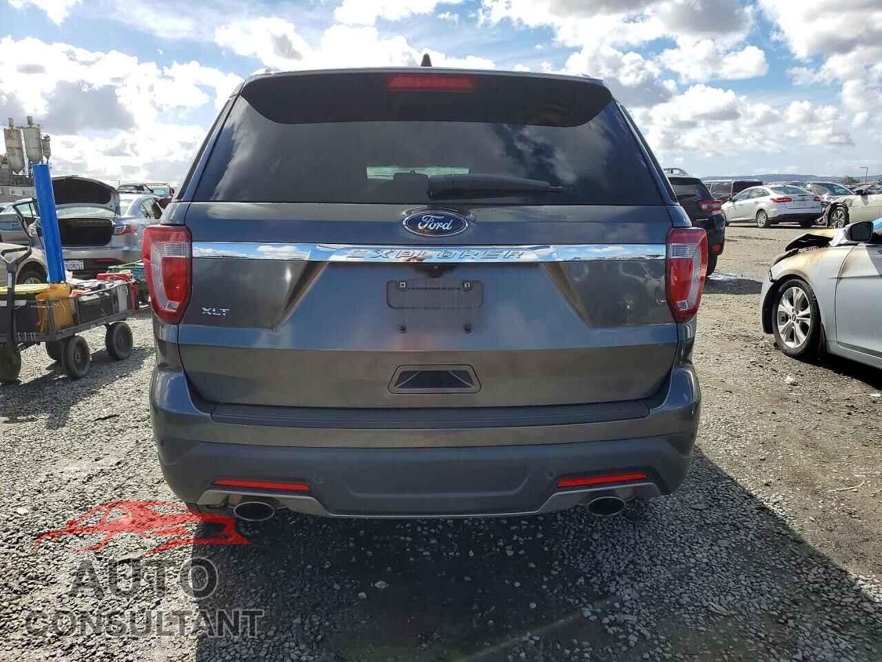 FORD EXPLORER 2018 - 1FM5K7D8XJGB44281
