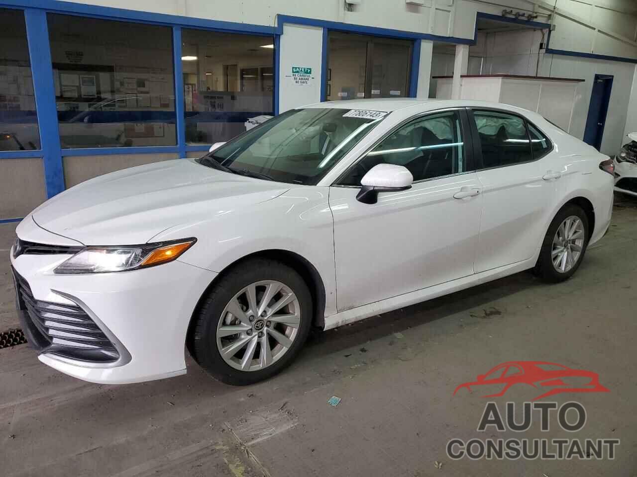 TOYOTA CAMRY 2021 - 4T1C11AK3MU595419