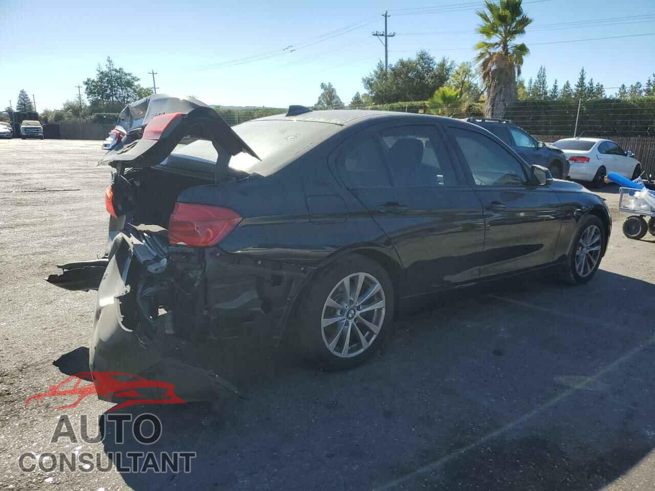 BMW 3 SERIES 2017 - WBA8A9C33HK864192
