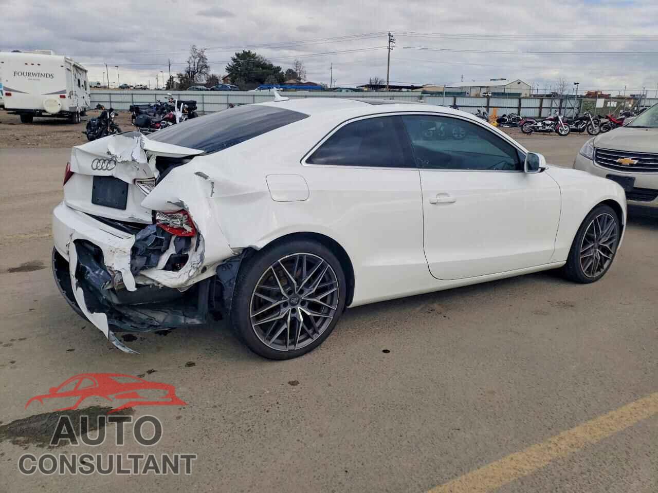 AUDI A5 2014 - WAUCFAFR4EA053659